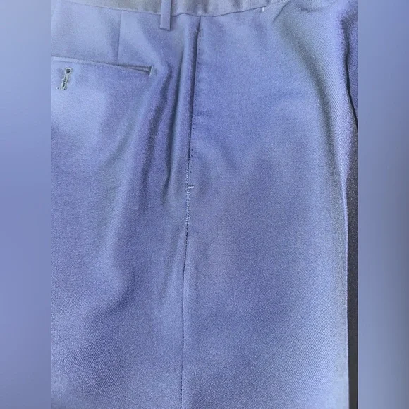 Burberry Milbury Navy Full Suit- 2 Piece. EU: 50R. Good Condition. - Picture 11 of 14